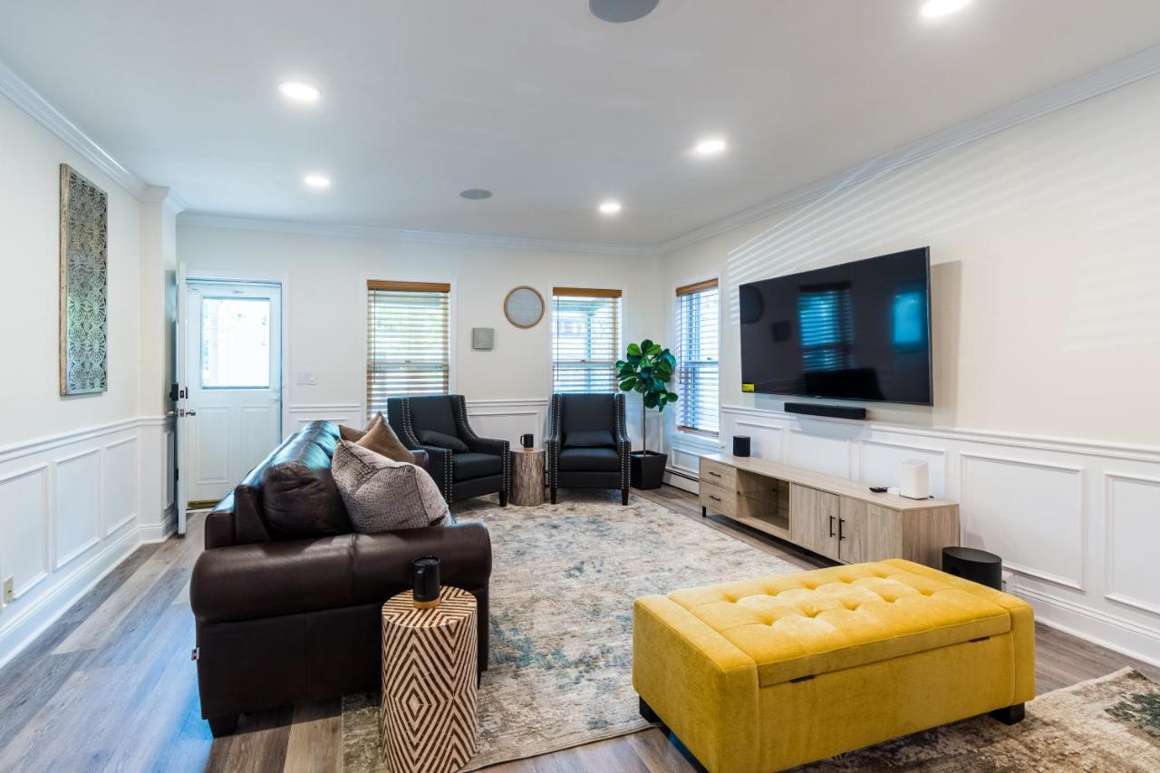 Luxurious Retreat, Parking, Restaurants, Near New Hope, 1Mile Delaware River ランバートビル エクステリア 写真