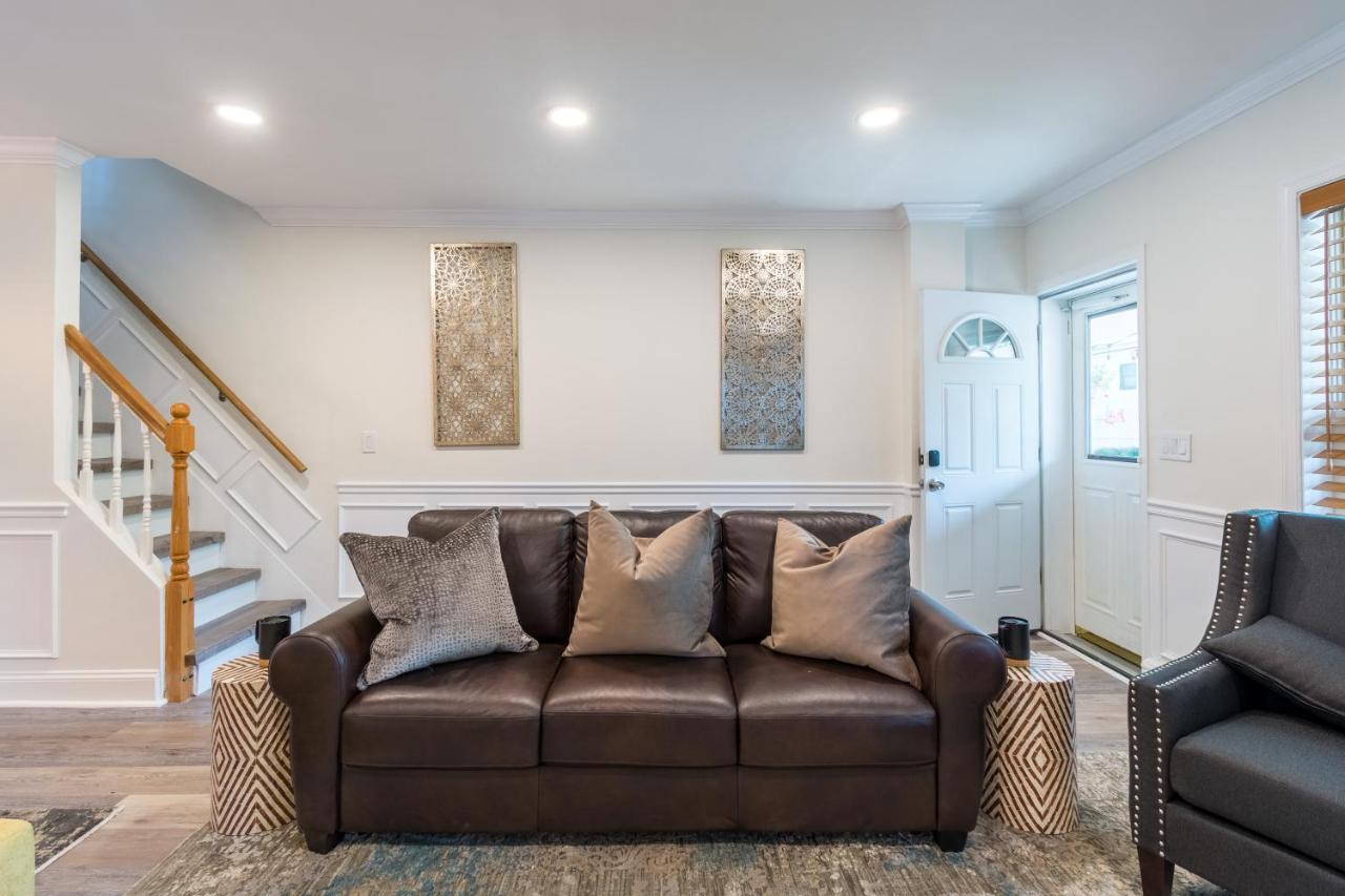 Luxurious Retreat, Parking, Restaurants, Near New Hope, 1Mile Delaware River ランバートビル エクステリア 写真