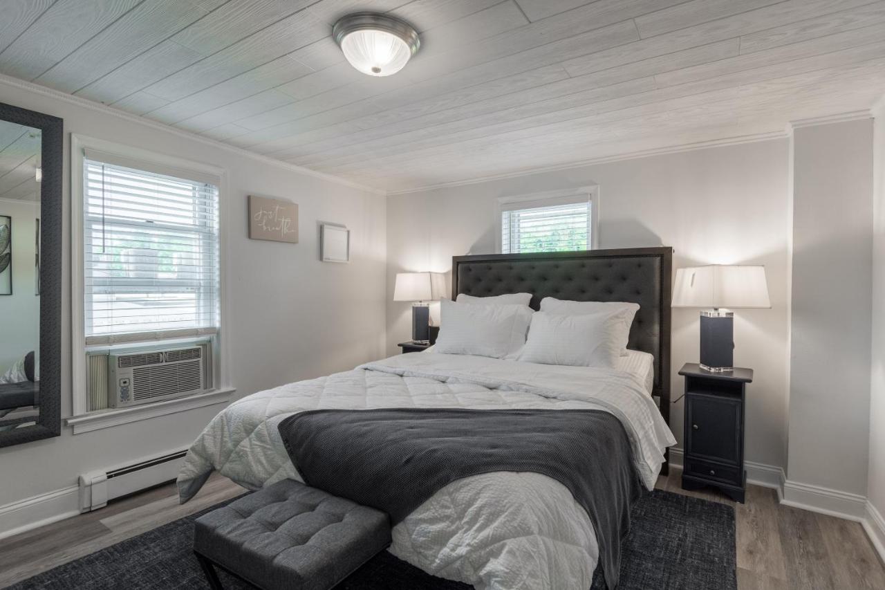 Luxurious Retreat, Parking, Restaurants, Near New Hope, 1Mile Delaware River ランバートビル エクステリア 写真