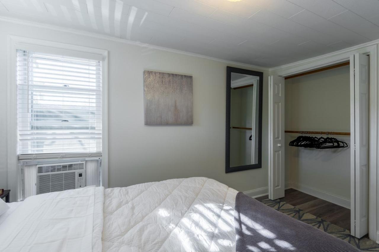 Luxurious Retreat, Parking, Restaurants, Near New Hope, 1Mile Delaware River ランバートビル エクステリア 写真