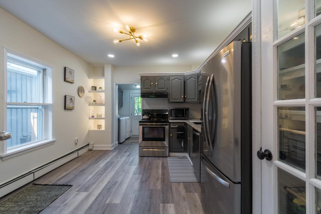 Luxurious Retreat, Parking, Restaurants, Near New Hope, 1Mile Delaware River ランバートビル エクステリア 写真