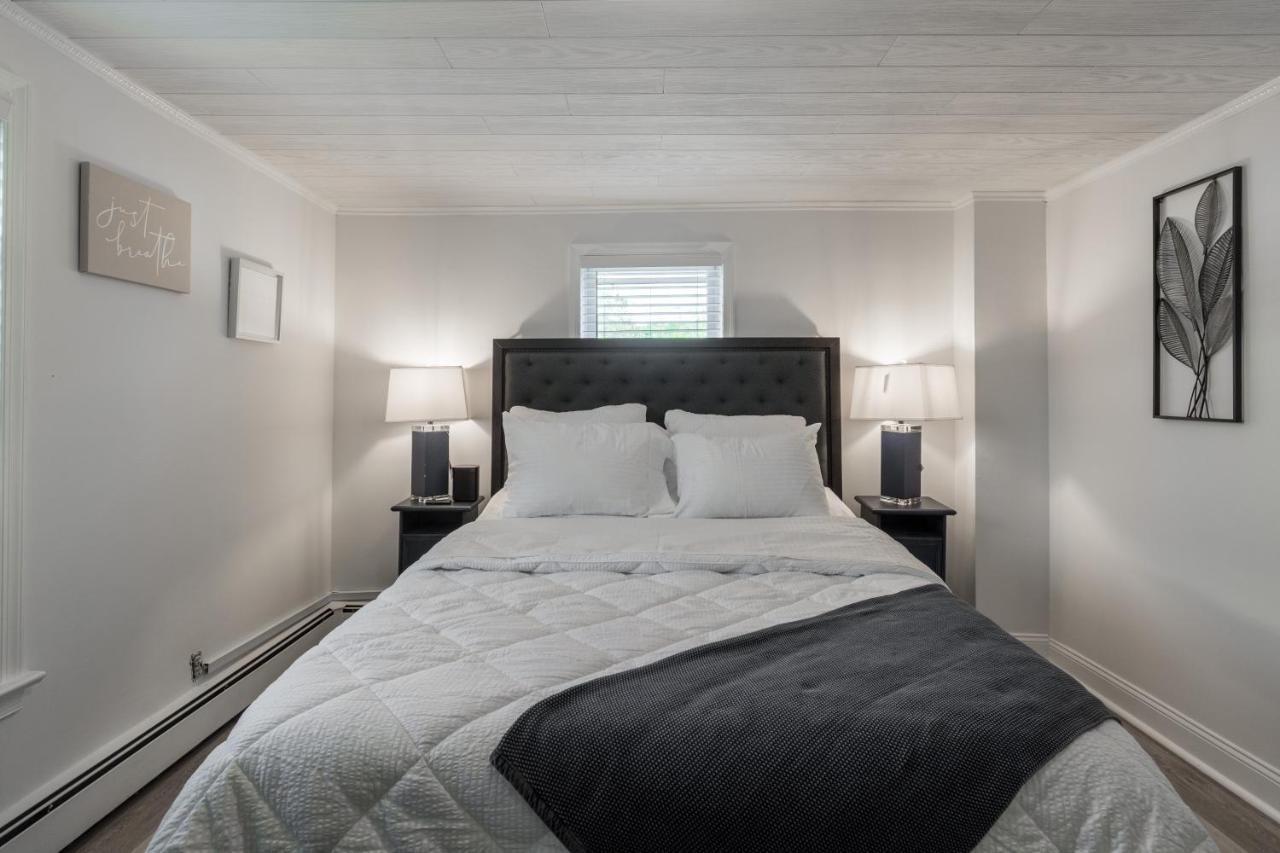 Luxurious Retreat, Parking, Restaurants, Near New Hope, 1Mile Delaware River ランバートビル エクステリア 写真