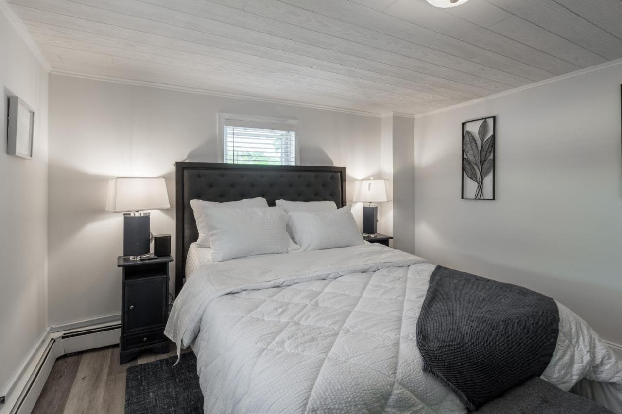 Luxurious Retreat, Parking, Restaurants, Near New Hope, 1Mile Delaware River ランバートビル エクステリア 写真